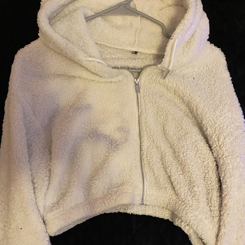 Fuzzy Cream Cropped Zip Up Jacket